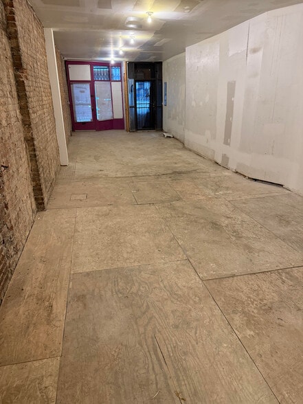 More Photos Of 389 2nd Ave, New York Storefront Retail Office For Lease