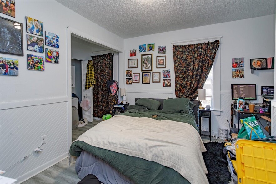 More Photos Of 37 Hill Ave, Orlando Flex For Sale