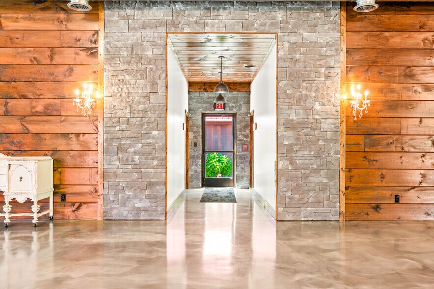 More Photos Of 2130 W County Road 200 N, North Vernon Lodge Meeting Hall For Sale