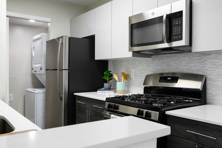 More Photos Of 1001-1003 Easton Rd, Willow Grove Apartments For Lease