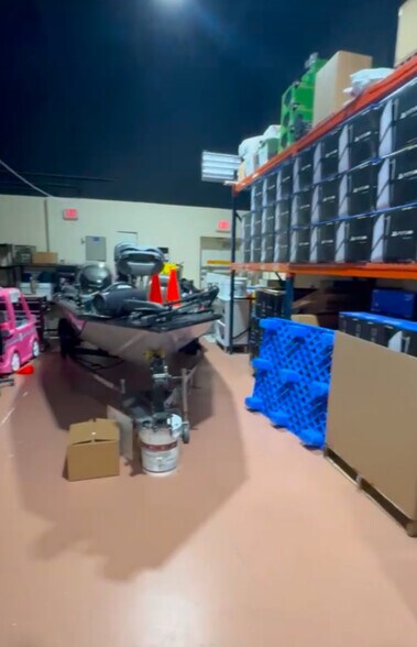 More Photos Of 1845 NW 112th Ave, Miami Light Manufacturing For Sale