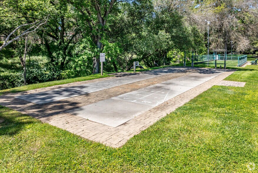 More Photos Of 6546 Auburn Blvd, Citrus Heights Apartments For Sale