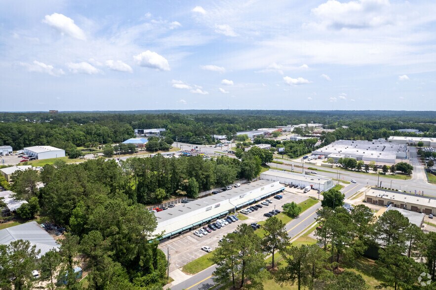 More Photos Of 5002-5036 Tennessee Capital Blvd, Tallahassee Unknown For Lease