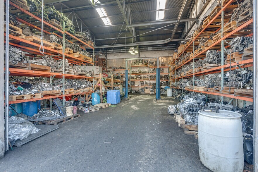 More Photos Of 116 Old Thomas Bridge Rd, Bluff City Warehouse For Lease