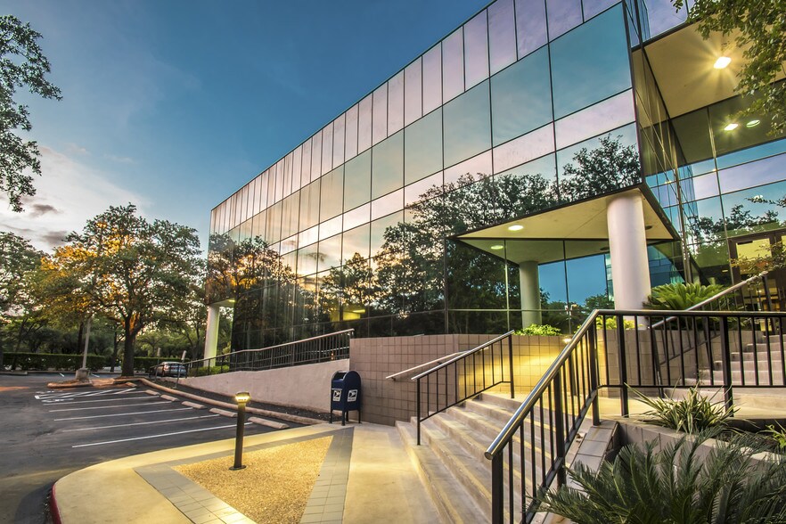 More Photos Of 9111 Jollyville Rd, Austin Office For Lease