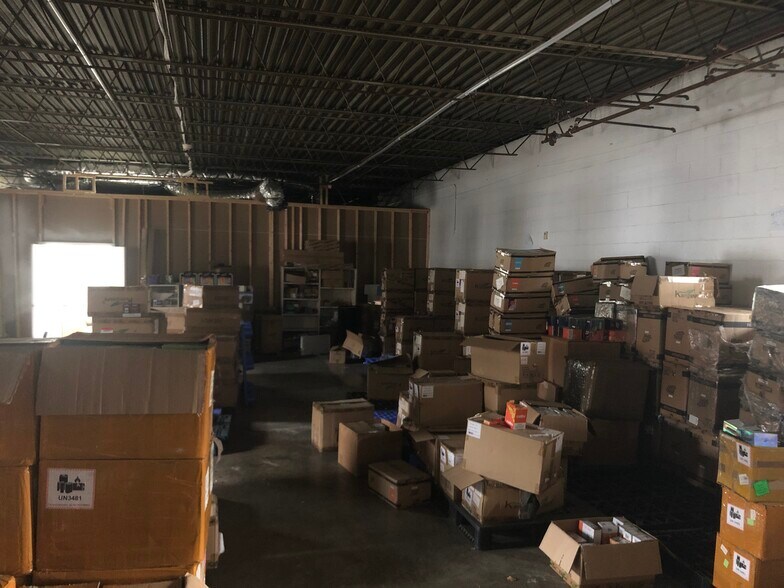 More Photos Of 2310 Lawrenceville Hwy, Decatur Freestanding For Lease
