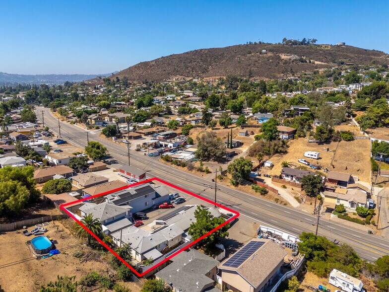 More Photos Of 8545-49 Winter Gardens Blvd, Lakeside Apartments For Sale