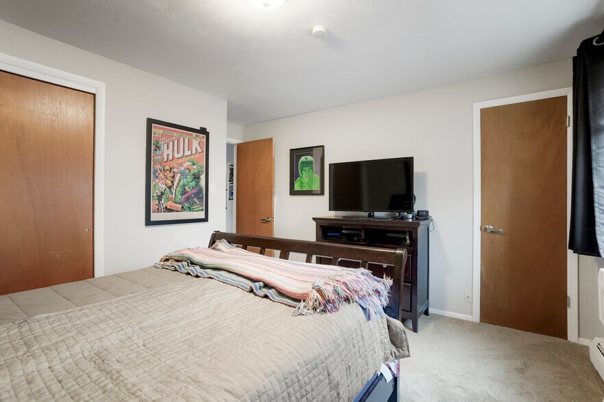 More Photos Of 5550-5556 Newland Way, Arvada Apartments For Sale