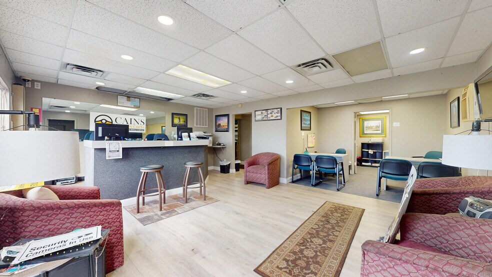 More Photos Of 285 W White Horse Pike, Galloway Auto Dealership For Sale