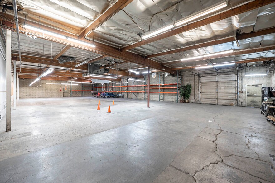 More Photos Of 9200 Lower Azusa Rd, Rosemead Warehouse For Sale