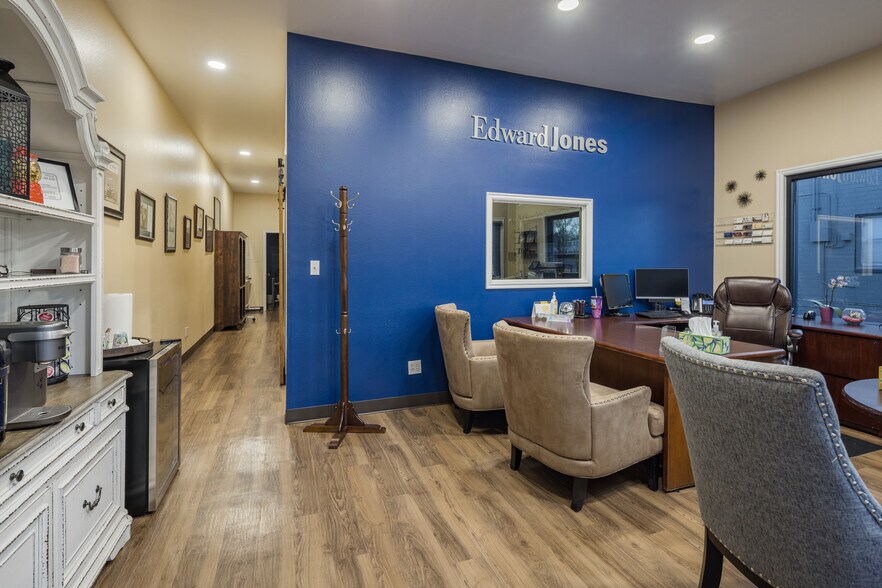 More Photos Of 45 E Center St, Moab Storefront For Sale