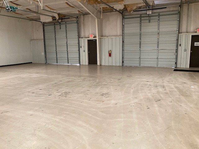 More Photos Of 2511 Riverside Dr, Chattanooga Showroom For Lease