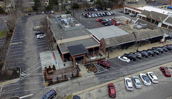 More Photos Of 2800-2820 W 53rd St, Fairway Restaurant For Lease