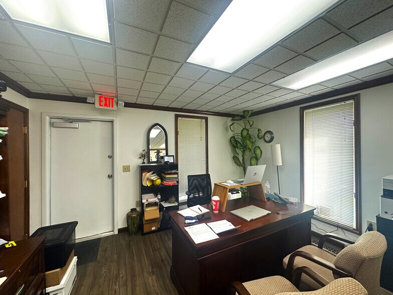 More Photos Of , Dayton Office For Sale