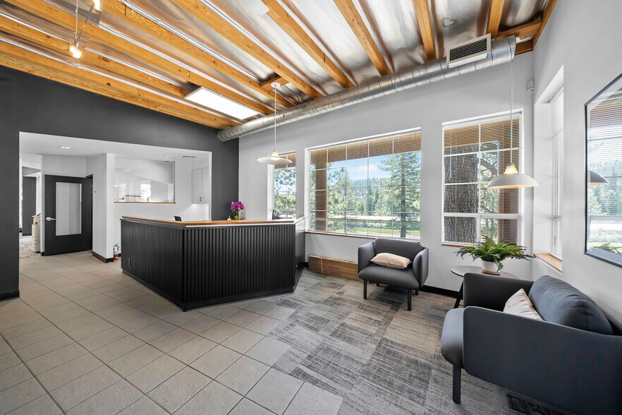 More Photos Of 12010 Donner Pass Rd, Truckee Office For Sale
