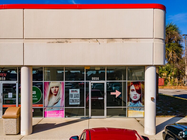 More Photos Of 9550-9690 Us Highway 19, Port Richey Unknown For Lease
