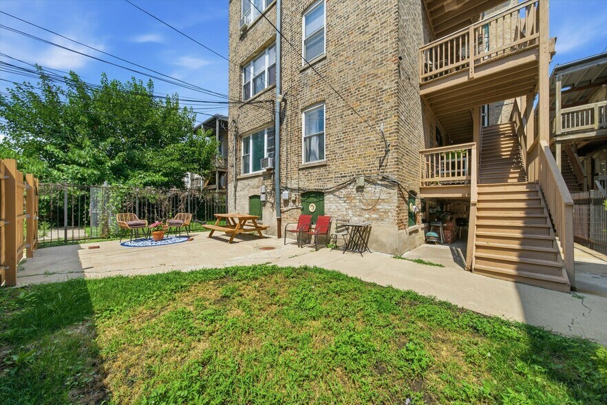 More Photos Of 3605-3607 W Palmer St, Chicago Apartments For Sale
