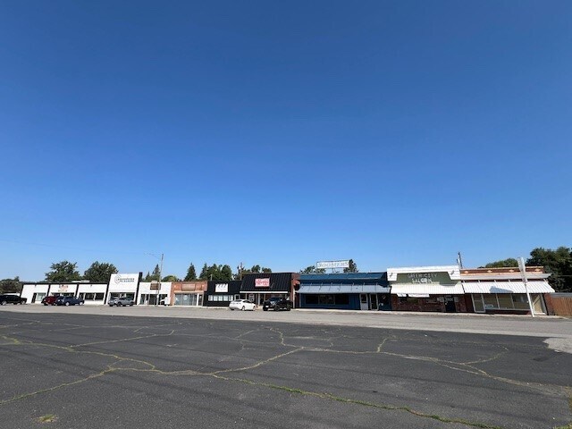 More Photos Of 18219 E Appleway Ave, Spokane Valley General Retail For Sale
