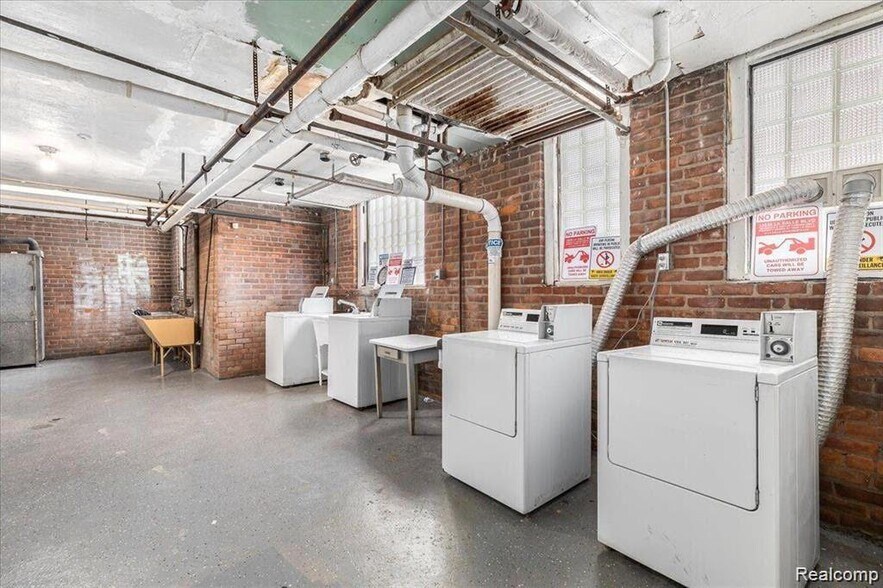 More Photos Of 13535 La Salle Blvd, Detroit Multifamily For Sale