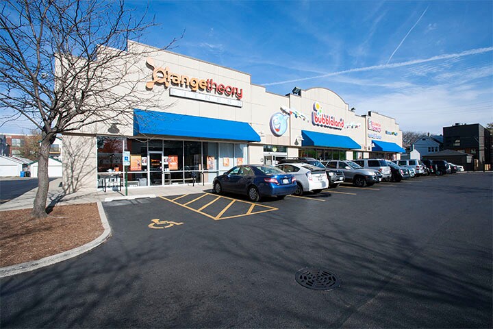 More Photos Of 2247 N Milwaukee Ave, Chicago Freestanding For Lease