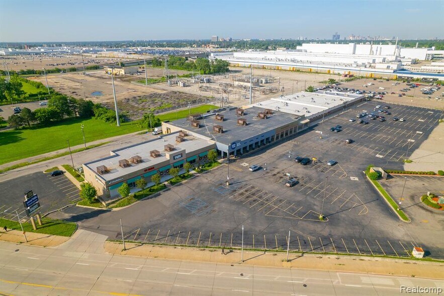 More Photos Of 4705 Conner St, Detroit General Retail For Lease