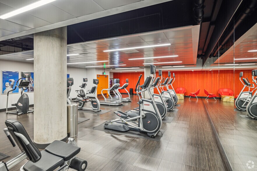 More Photos Of 1177 Market St, San Francisco Unknown For Lease