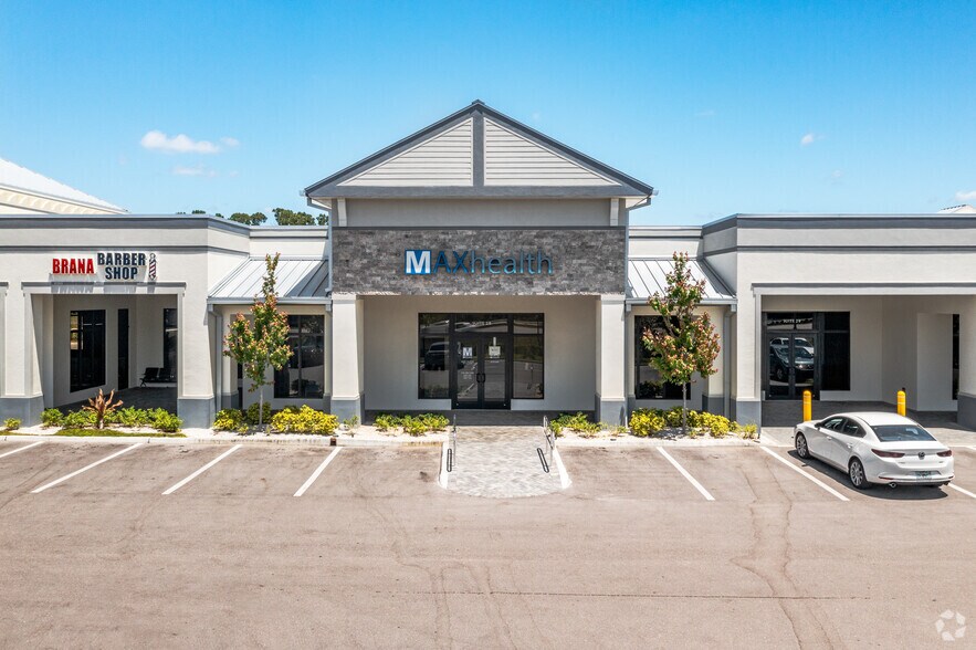 More Photos Of 7273 Vanderbilt Beach Rd, Naples General Retail For Lease