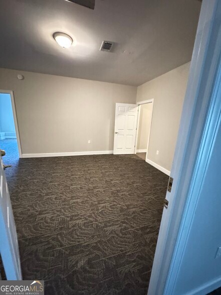 More Photos Of 2885 Hog Mountain Rd, Dacula Office For Lease