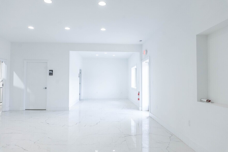 More Photos Of 122 Atando Ave, Charlotte Service For Lease