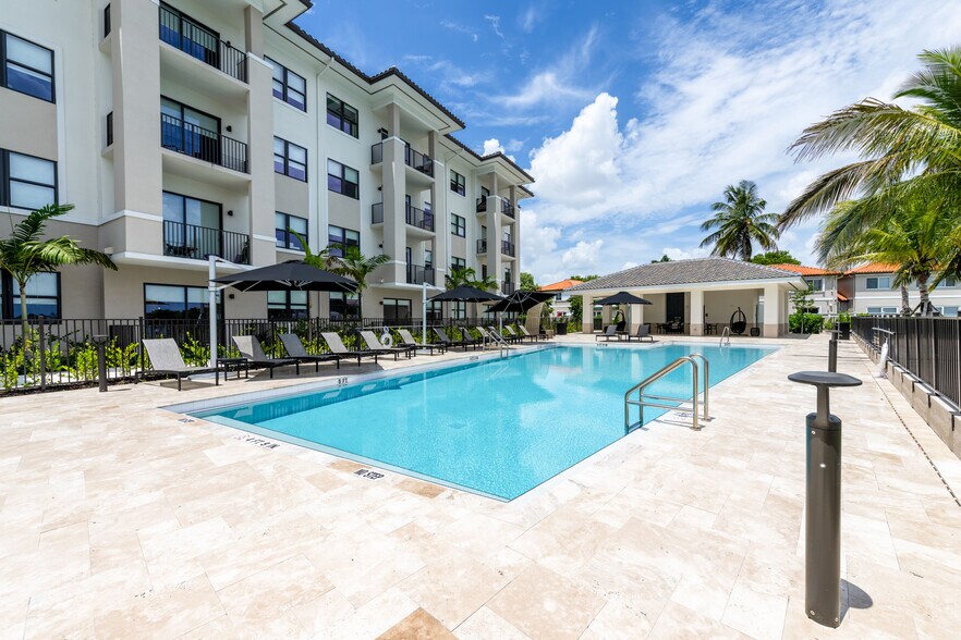 More Photos Of 8205 Commerce, Miami Lakes Apartments For Lease