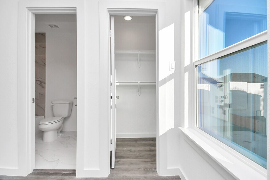 More Photos Of , Houston Multifamily For Sale