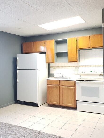 More Photos Of 1751-1757 W 95th St, Chicago Storefront Retail Residential For Sale