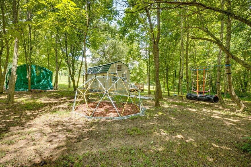 More Photos Of 2588 Carters Valley Rd, Surgoinsville Manufactured Housing Mobile Home Park For Sale