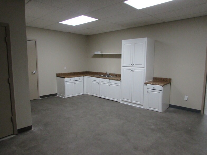 More Photos Of 2399 Lawrenceville Hwy, Lawrenceville Storefront Retail Office For Sale