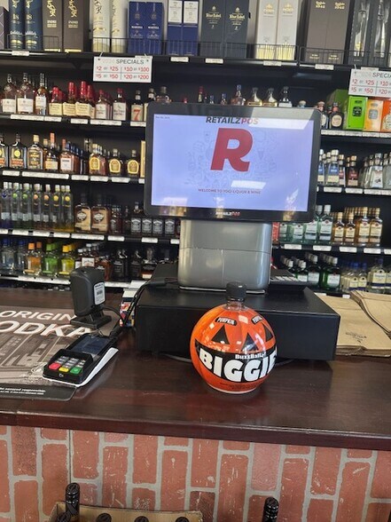 More Photos Of 819 Us-90, Gautier Convenience Store For Lease