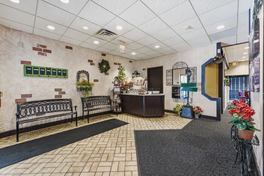 More Photos Of 4210 12th St NW, Canton Restaurant For Sale