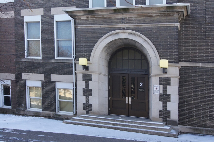 More Photos Of 1042 18th Ave SE, Minneapolis Schools For Sale