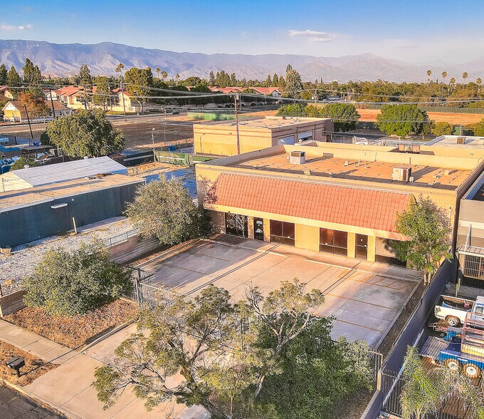 Primary Photo Of 229 S Olive Ave, Rialto Warehouse For Sale