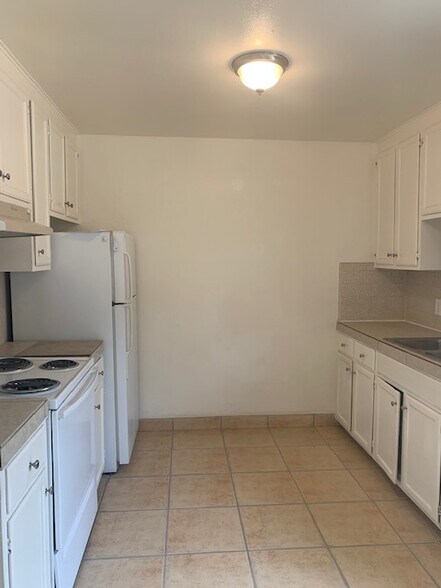 More Photos Of 4040 E Dakota Ave, Fresno Apartments For Sale