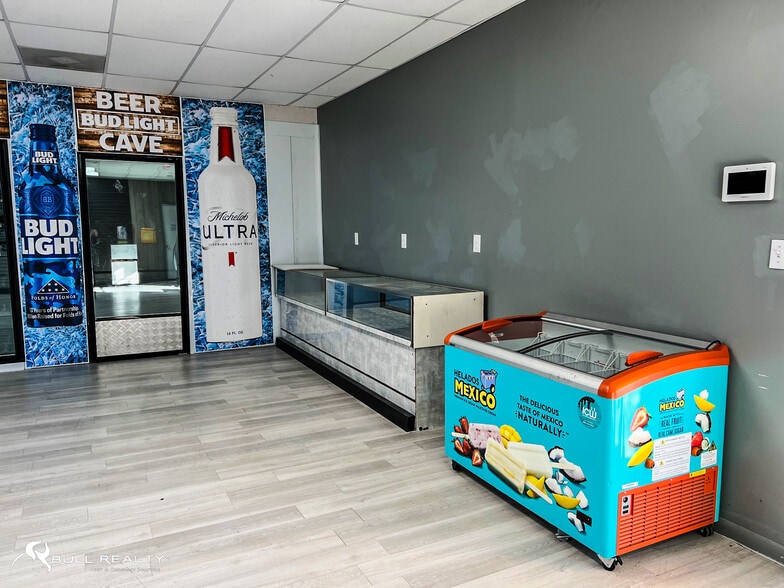 More Photos Of 3064 Cleveland Hwy, Dalton Convenience Store For Lease