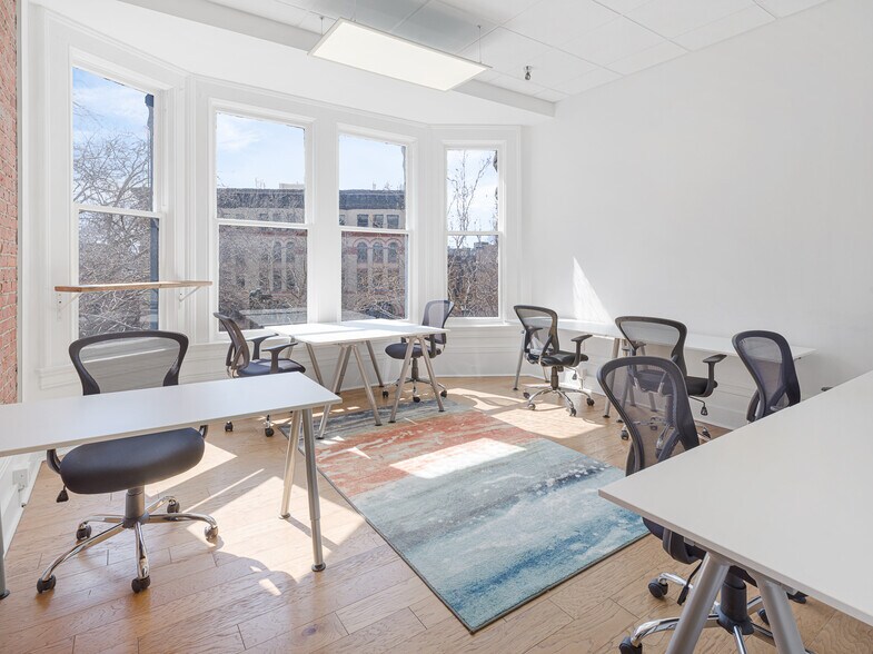 More Photos Of 600 1st Ave, Seattle Coworking Space