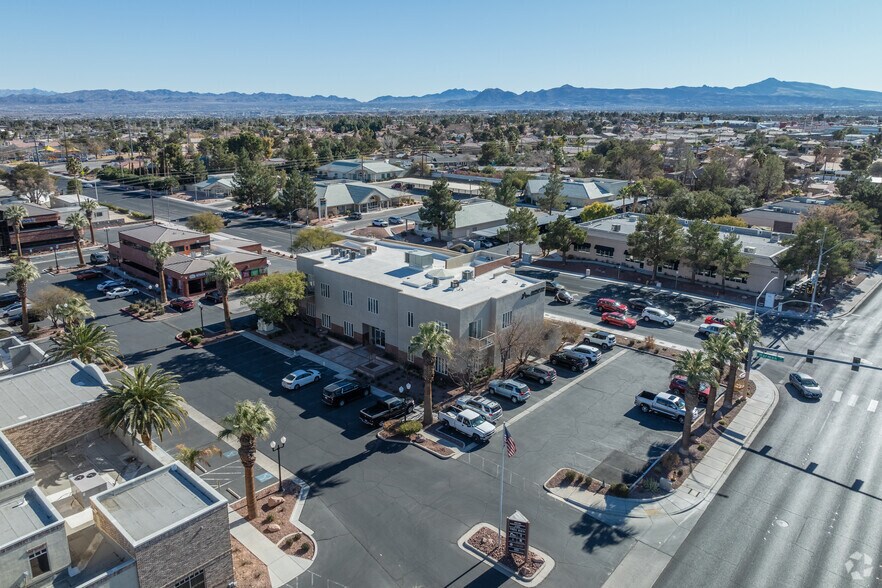More Photos Of 4496 S Pecos Rd, Las Vegas Office For Sale