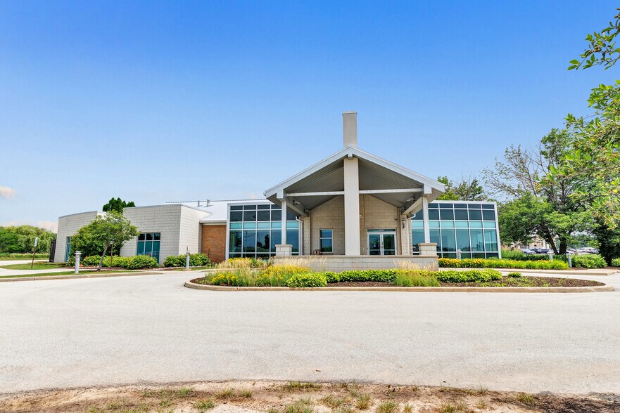 More Photos Of 2141 Lime Kiln Rd, Green Bay Medical For Sale