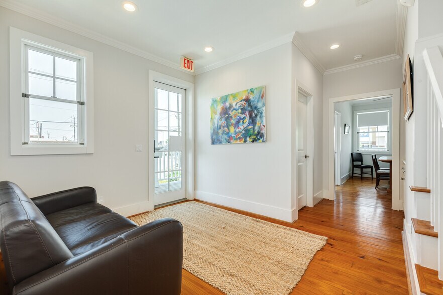 More Photos Of 6402 Stewart Rd, Galveston Office For Sale