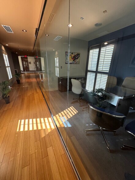 More Photos Of 3085 Fountainside Dr, Germantown Medical For Sale