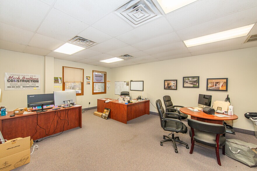 More Photos Of 59 E Mill Rd, Long Valley Office For Sale