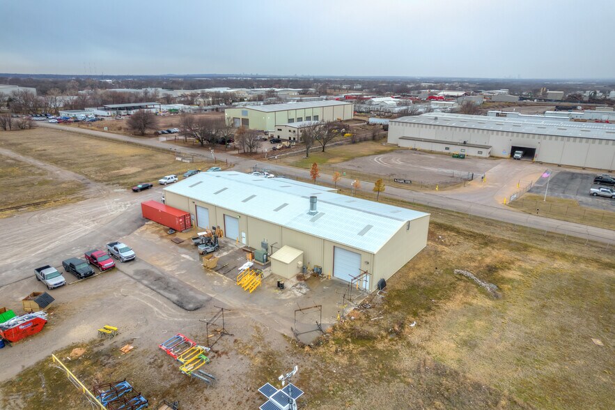 More Photos Of 2003 170th E Ave, Tulsa Industrial For Lease