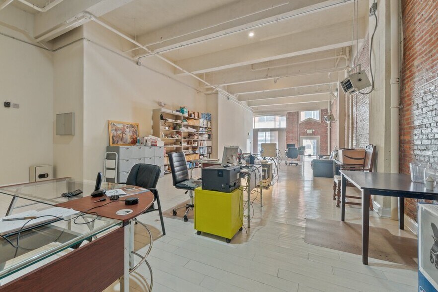 More Photos Of 311-313 W Baltimore St, Baltimore Apartments For Sale