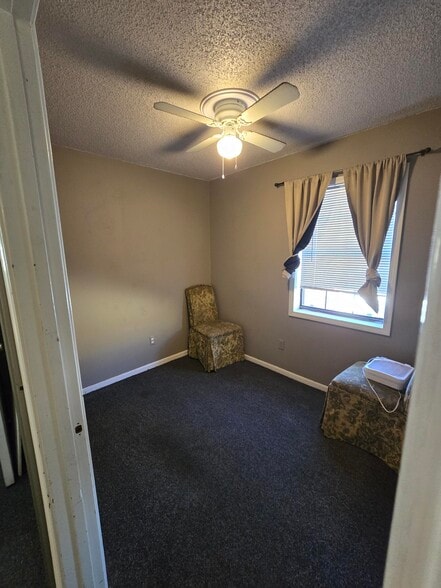 More Photos Of 407 SW Mo-7 Hwy, Blue Springs Freestanding For Sale