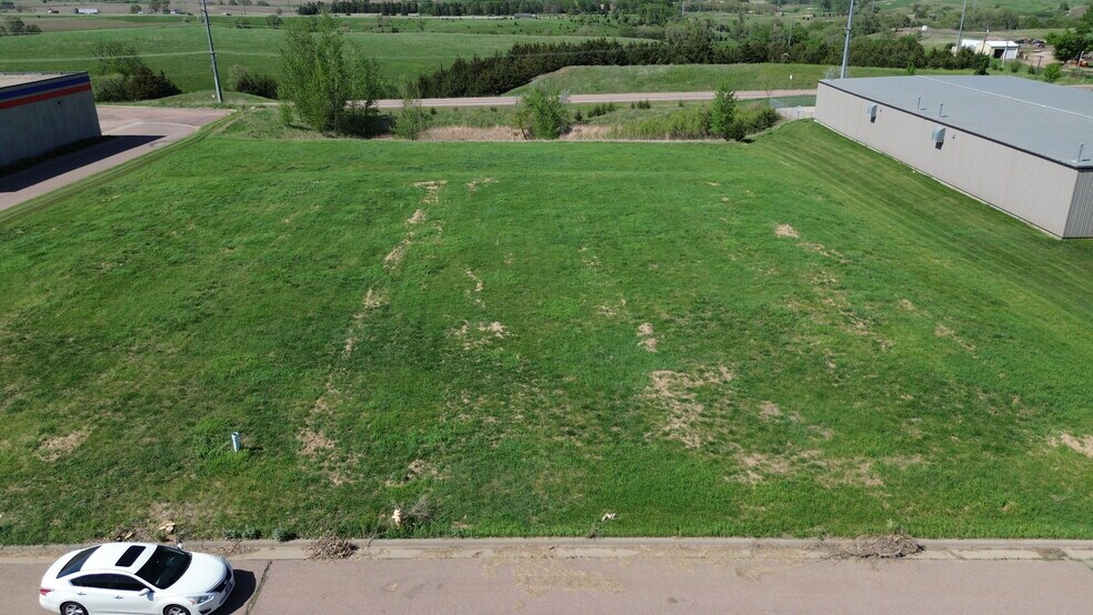 More Photos Of 4000 E Wilcox St, Sioux Falls Land For Sale